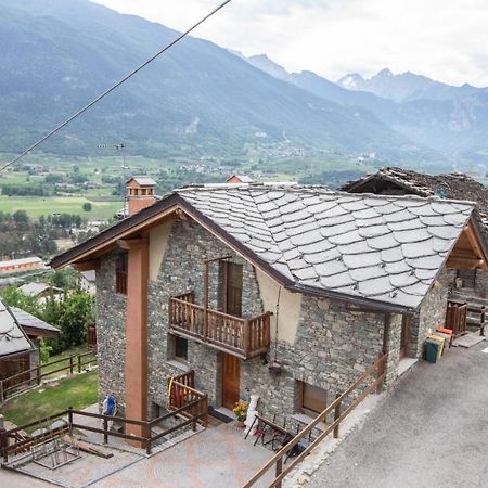 Casa Alpina - Sarre Apartman Aosta Kültér fotó