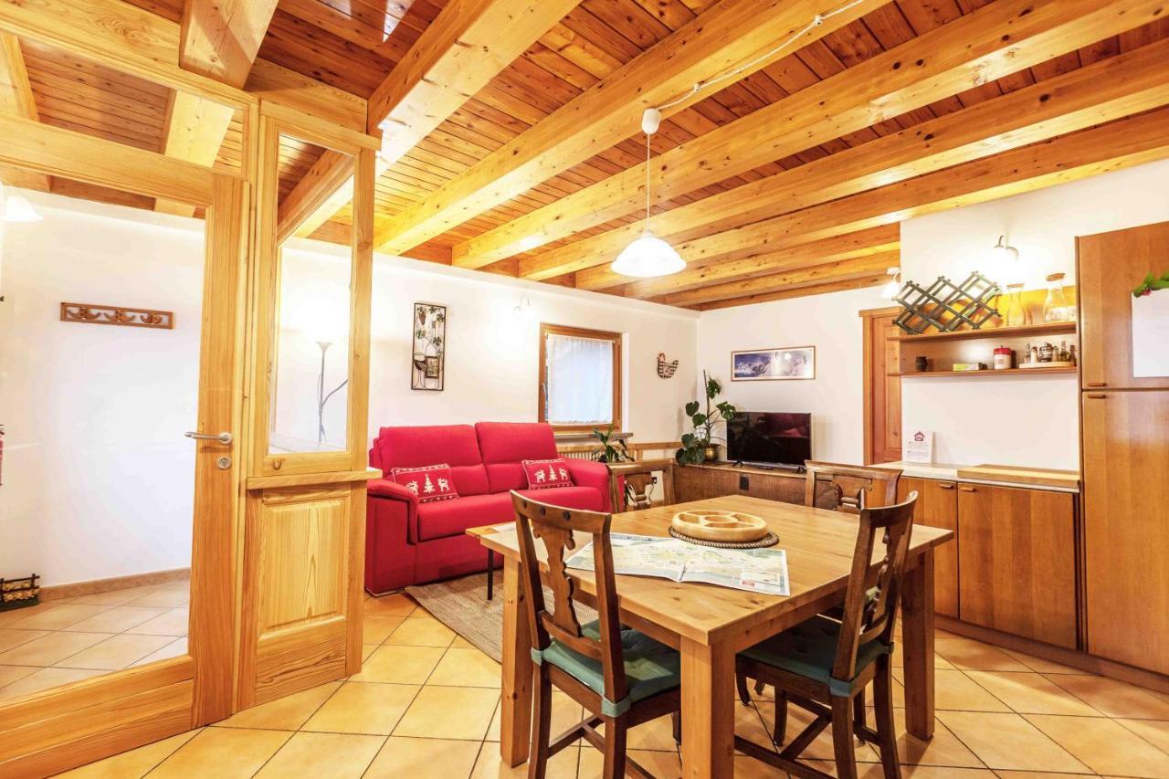 Casa Alpina - Sarre Apartman Aosta Kültér fotó